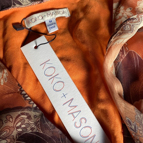 Y2K KOKO & MASON RUST DEEP V NECK AND RUFFLE BLOUSE M NWOT - Picture 7 of 8